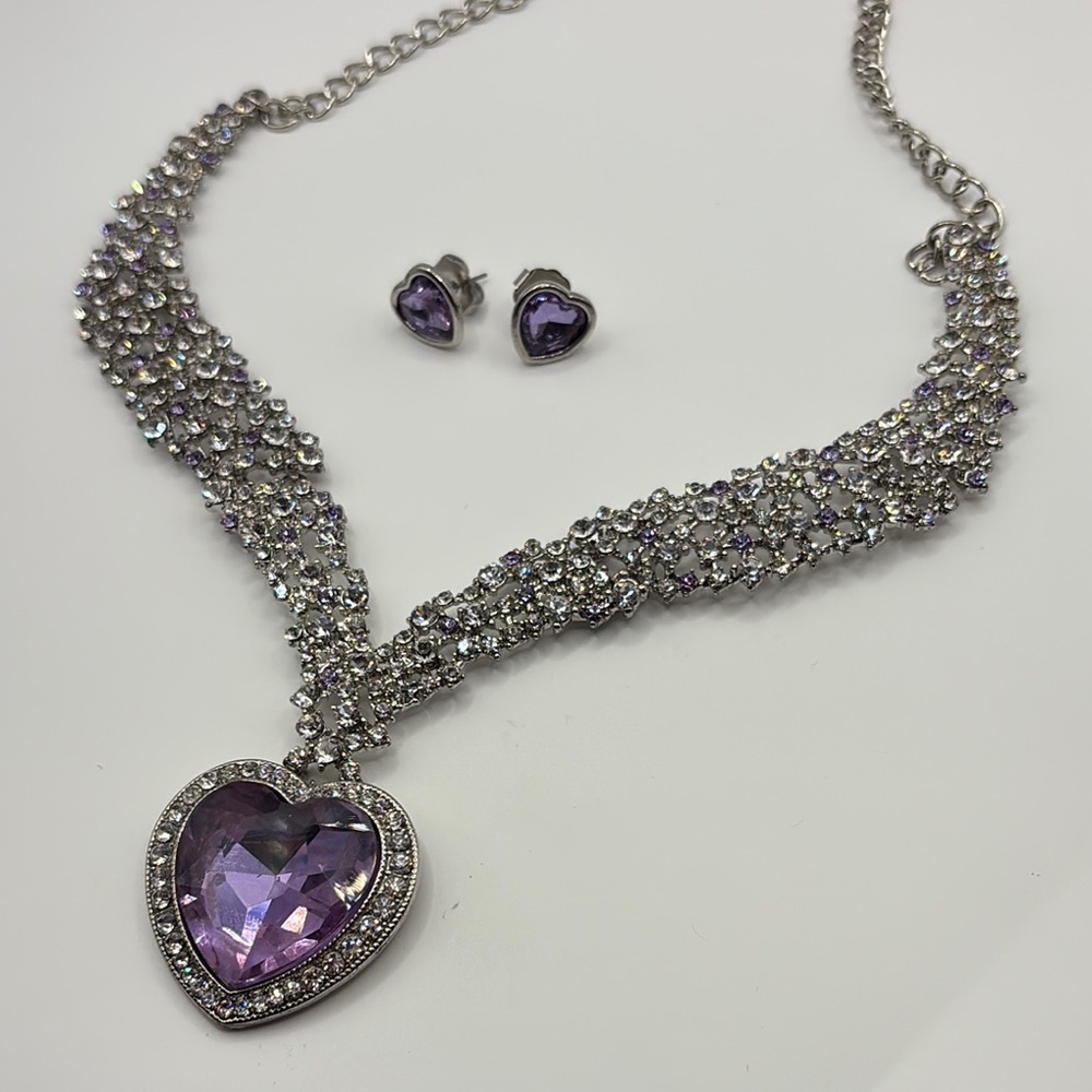 Glamorous Silver White Austrian Crystals and Purple Heart Necklace Earrings Set